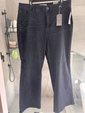 BNWT trouser Jeans